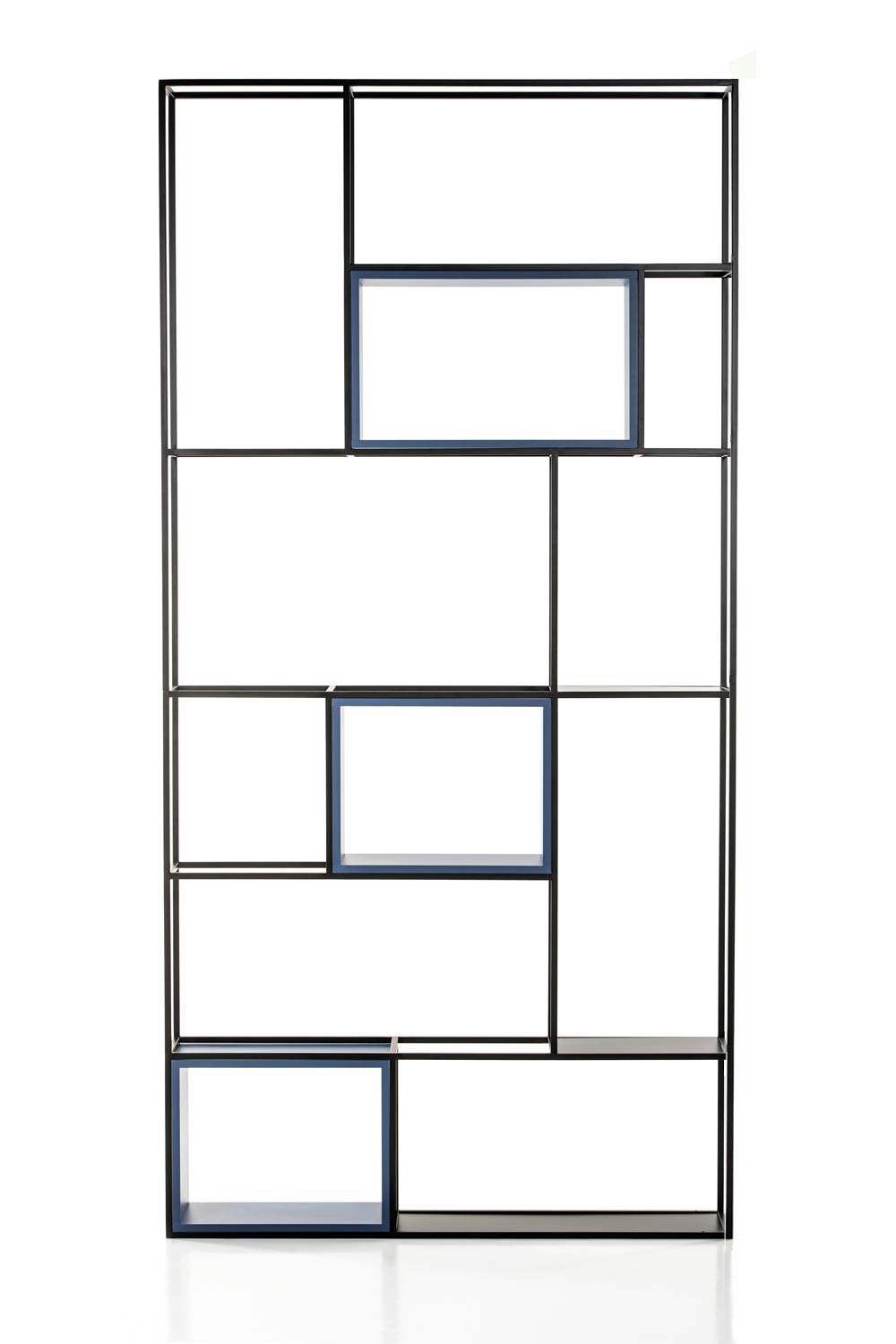 atypický nábytok stôl do sály